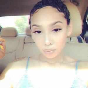 Meet your Posher, Destiny